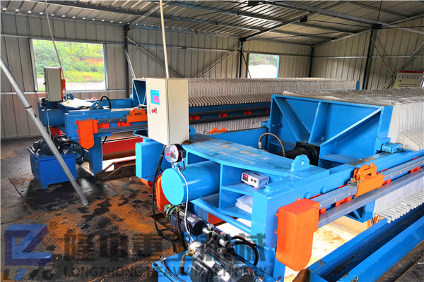 壓濾機(jī)設(shè)備如何發(fā)展？b須適應(yīng)市場(chǎng)的變化趨勢(shì)