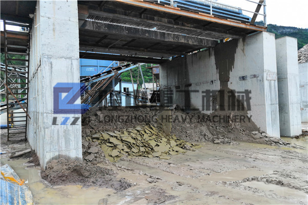 制砂尾礦污泥壓濾機(jī)設(shè)備每小時(shí)產(chǎn)量是多大？采購價(jià)格是多少