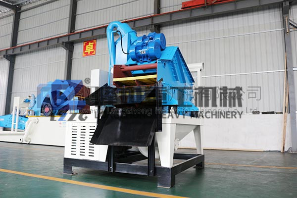 新型尾礦污泥脫水壓濾機(jī)多少錢(qián)？隆中帶你少走彎路